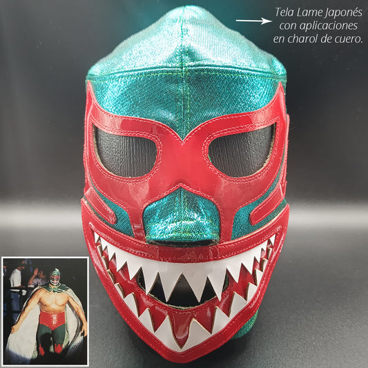 Máscara Modelo Megalodón Verde Estilo Tradicional (Profesional)