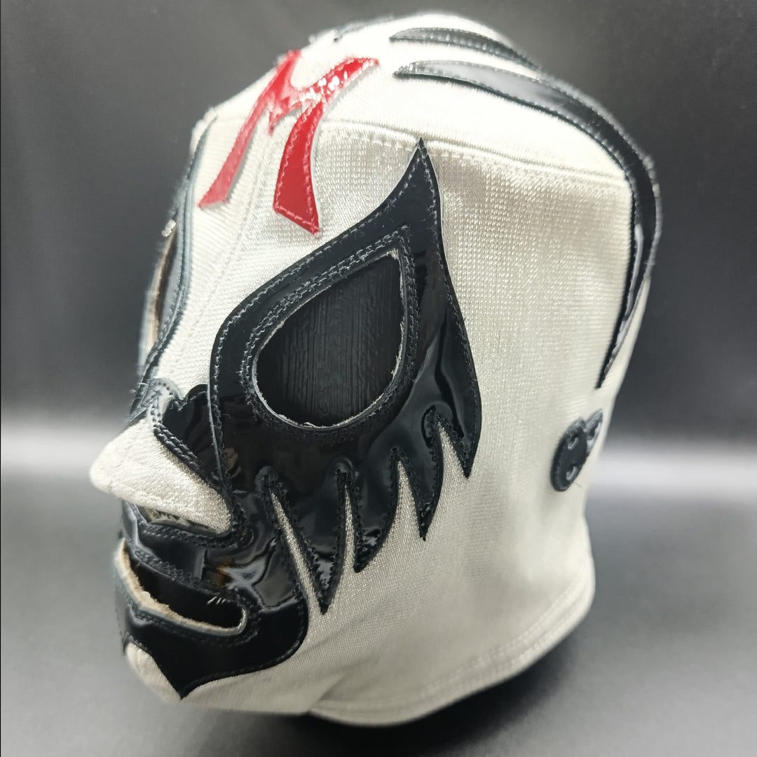 Pre-Sale Mask Model Classic White (Professional)