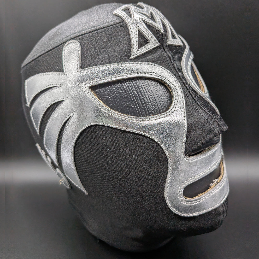 The Falcon Model Mask (Professional)